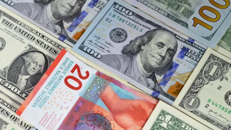 Kursy walut z dnia 25 września 2025 r. Ile kosztują dolar amerykański, euro, frank szwajcarski i funt szterling? - INFBusiness