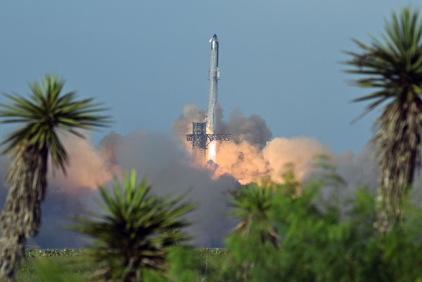 SpaceX pomyślnie zakończył 10. misję testową statku kosmicznego Starship - INFBusiness
