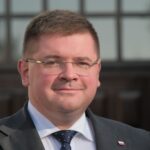 W Sejmie jest czterech nowych posłów z PiS. Były wiceminister wrócił na ulicę Wiejską.