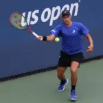 Majchrzak reaguje na skandal pomeczowy. Polak znalazł swoją małą fankę! – Tenis