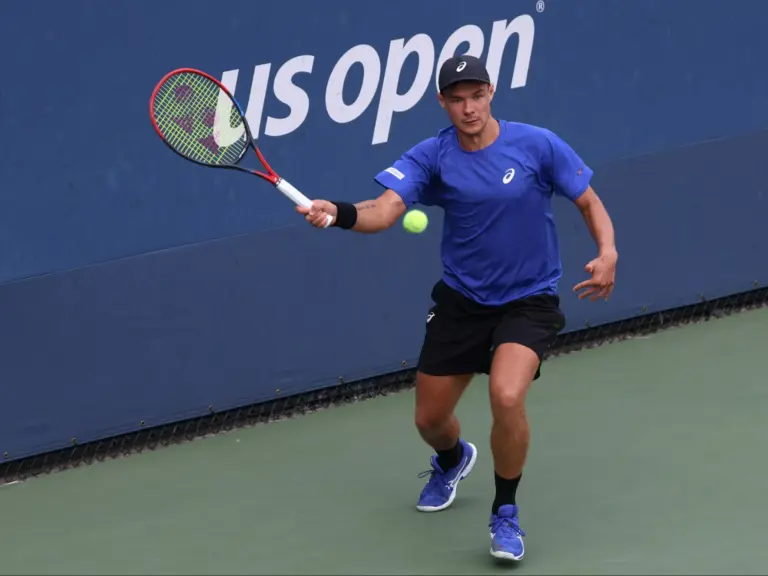 Majchrzak reaguje na skandal pomeczowy. Polak znalazł swoją małą fankę! – Tenis - INFBusiness