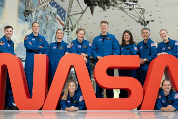 NASA announced its 2025 Astronaut Candidate Class Monday. The 10 candidates, pictured at NASA’s Johnson Space Center in Houston are: U.S. Army CW3 Ben Bailey, U.S. Air Force Maj. Cameron Jones, Katherine Spies, Anna Menon, U.S. Navy Lt. Cmdr. Erin Overcash, U.S. Air Force Maj. Adam Fuhrmann, Dr. Lauren Edgar, Yuri Kubo, Rebecca Lawler, and Dr. Imelda Muller. Image Courtesy of NASA