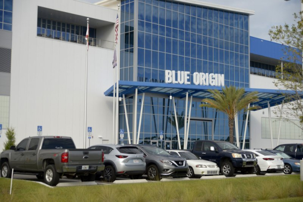 Blue Origin, firma należąca do Bezosa, organizuje 15. lot kosmiczny dla turystów - INFBusiness