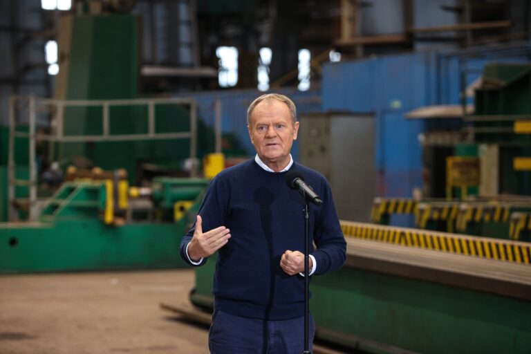 Badanie opinii. Niska nota dla gabinetu Tuska po dwóch latach. Sympatycy koalicji 15 października także spodziewali się lepszych wyników. - INFBusiness