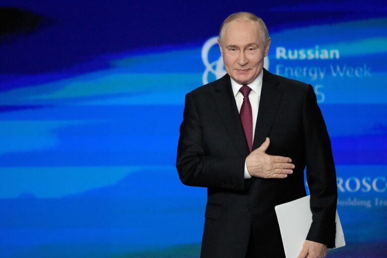 Polski senator o spotkaniu Putin-Trump w Budapeszcie: to wyzwanie. - INFBusiness