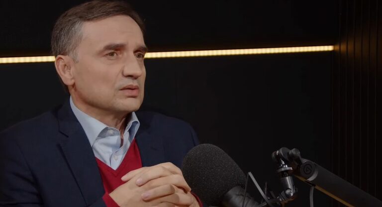 "To prawie zadziwiające, że żyję". Zbigniew Ziobro mówi o swojej dolegliwości. - INFBusiness