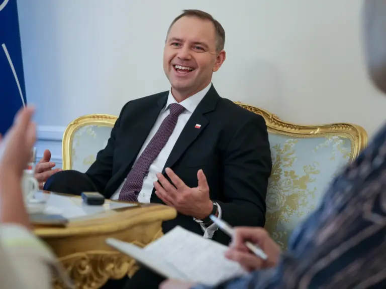 Najwyższy Sąd udostępnił deklarację majątkową prezydenta, Karola Nawrockiego. I prezes Najwyższego Sądu, Małgorzata Manowska, otrzymała pismo z Kancelarii Prezydenta, które zawierało zgodę na udostępnienie publiczne dokumentu. Deklaracja majątkowa prezydenta Karola Nawrockiego udostępniona przez Sąd Najwyższy - INFBusiness