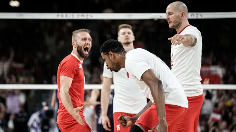 Paweł Zatorski jest jedną z najpopularniejszych postaci w historii polskiej siatkówki. Utalentowany sportowiec powraca właśnie na profesjonalne boiska. PlusLiga: Paweł Zatorski o wielkim oddaniu. Wzruszający post czempiona – Siatkówka - INFBusiness