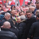 Słaba obecność na pochodzie PiS w stolicy, Kaczyński wskazuje kandydata na szefa rządu
