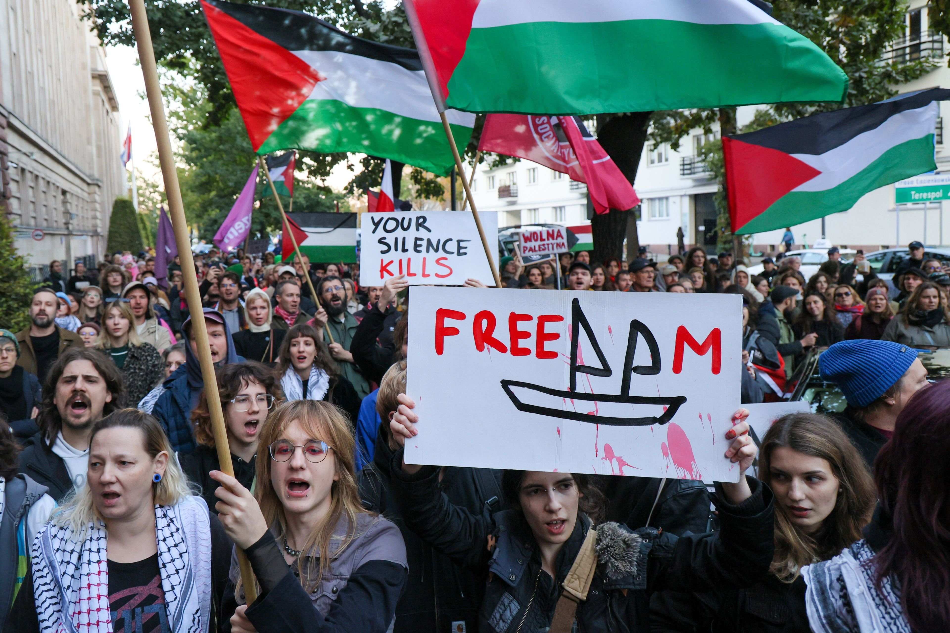 Polacy z flotylli Sumud odmówili deportacji i oczekują na proces w Izraelu. - INFBusiness