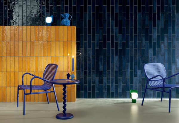 Aranżacja z duszą to pomieszczenie, gdzie stylistyka przeobraża się w narrację o barwie, blasku, fakturze oraz uczuciach. Tubądzin od lat stanowi natchnienie do kreowania właśnie takich lokali - jedynych w swoim rodzaju, zgranych, bazujących na szczerym odczuciu piękna. Uroda może przejawiać się na wiele sposobów, a dobrze opracowana przestrzeń zawsze zapada w pamięć. Inspirująca przestrzeń: aranżacja wnętrz z duszą. - INFBusiness