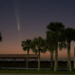 Podwójne komety kosmiczne Lemmon i Swan przelecą w pobliżu Ziemi