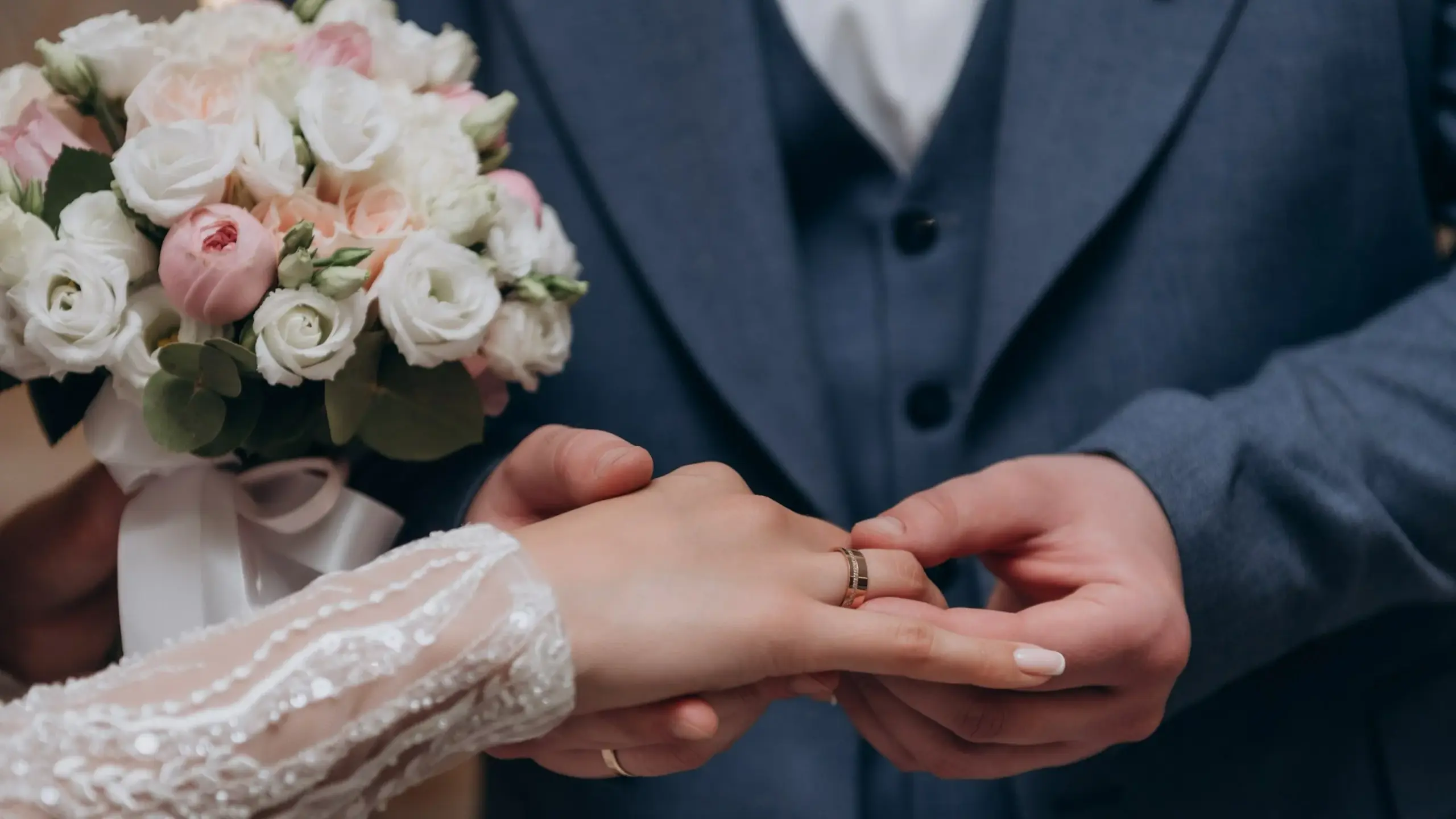 40 tys. na zaślubiny? Burzliwa idea PiS