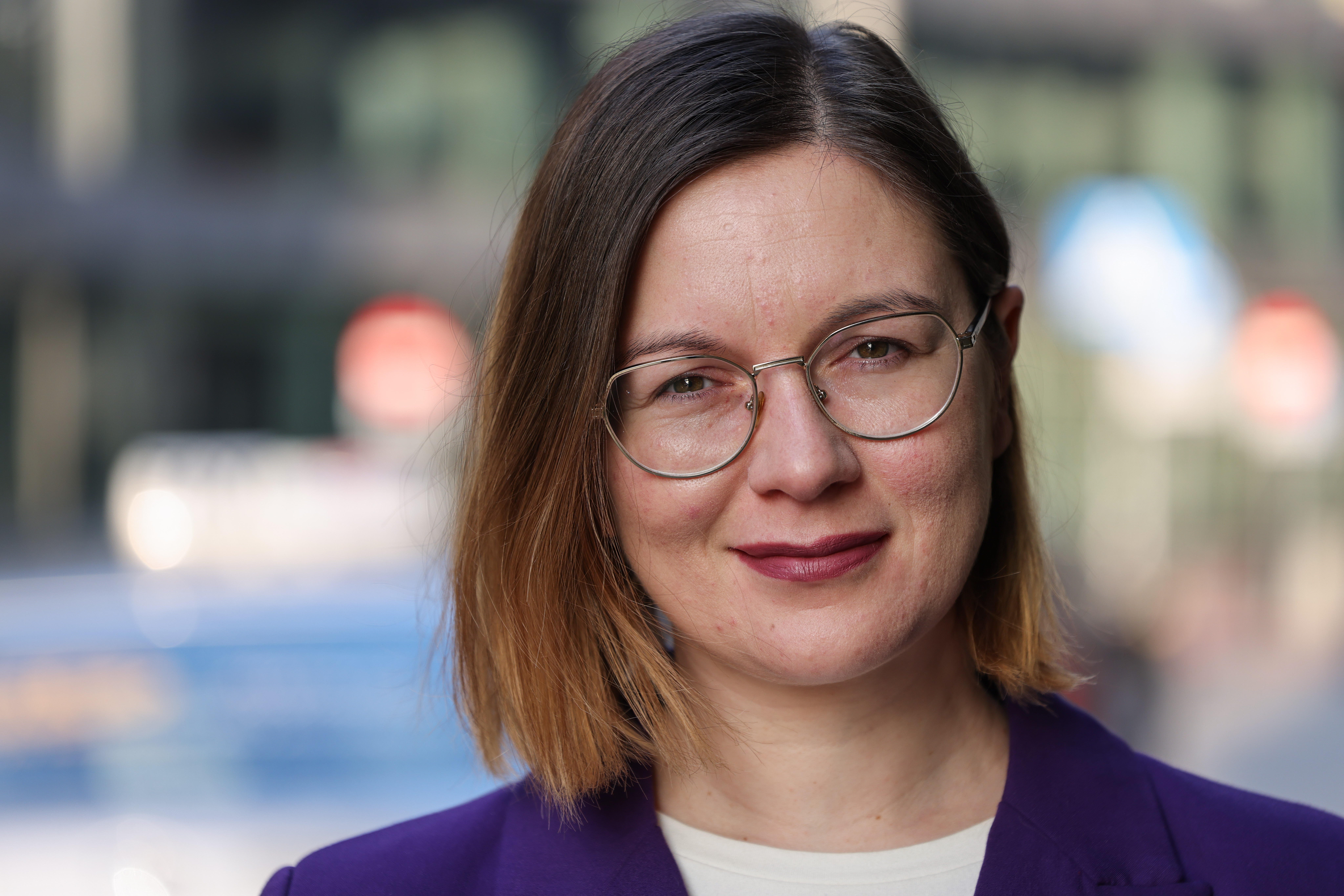 Decyzja Partii Razem dotycząca Pauliny Matysiak. Koniec członkostwa w Razem. - INFBusiness