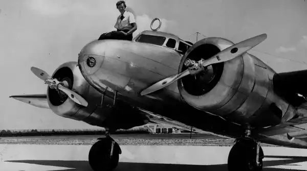 Wideo Ekspert ds. Amelii Earhart twierdzi, że za zaginięciem przed odtajnieniem sprawy nie kryje się „żadna prawdziwa tajemnica” Ekspedycja poszukiwawcza Amelii Earhart na wyspę Nikumaroro została przełożona na 2026 rok - INFBusiness