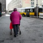 Seniorski bon pod znakiem zapytania? Rząd niepewny co do projektu.