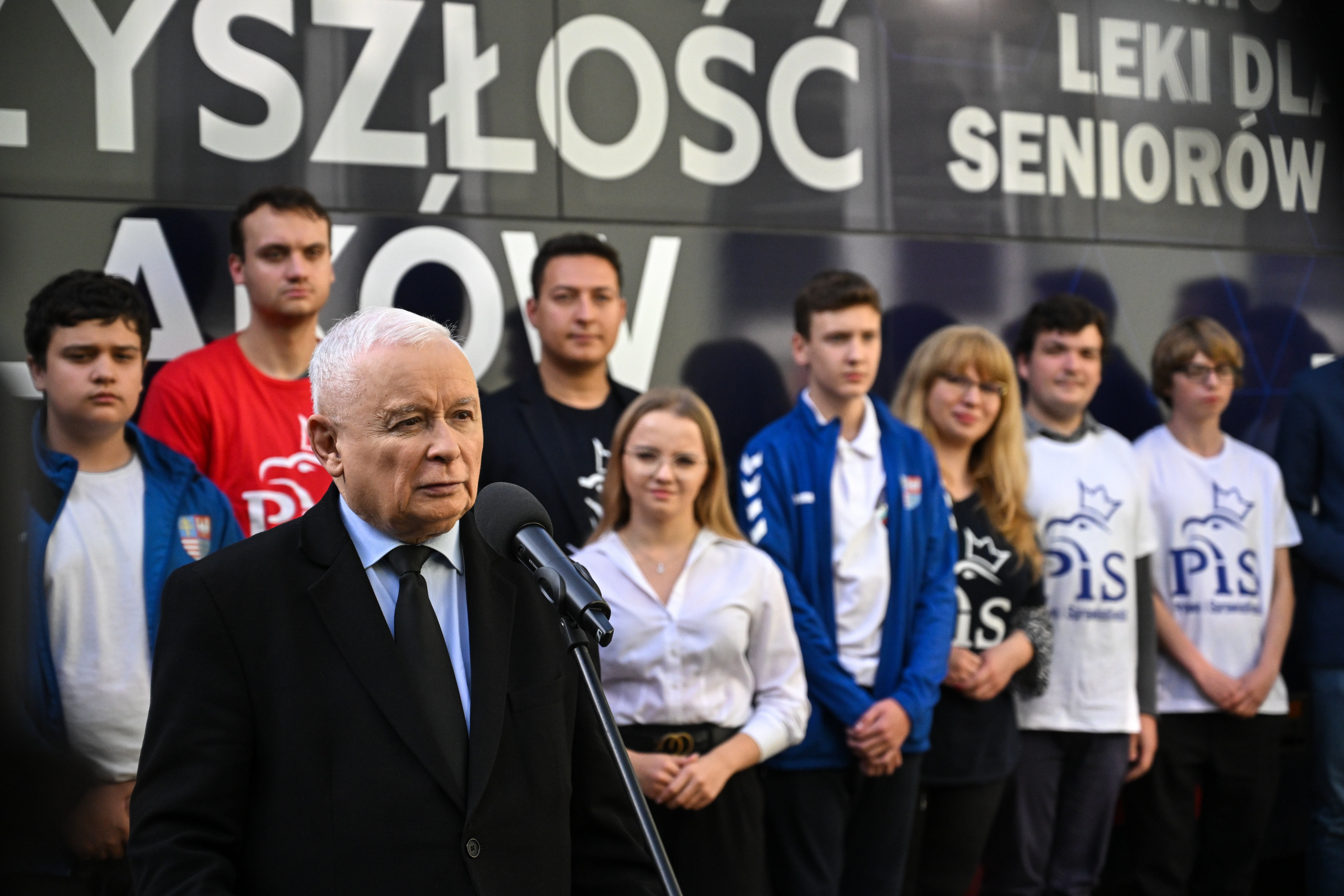 Młodzi wrócą do PiS? Partia stawia na prezydenta Nawrockiego. - INFBusiness