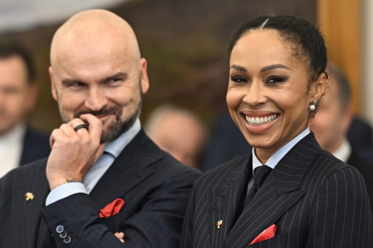 Watchdog Polska żąda informacji o upominku od Brzoski dla prezesa Nawrockiego - INFBusiness