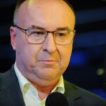 Polska 2050: Kto następcą Hołowni? Jak walka o stery wpłynie na koalicję?