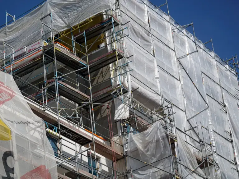 Konieczność światłowodu w nowych i modernizowanych budynkach – planowane regulacje - INFBusiness