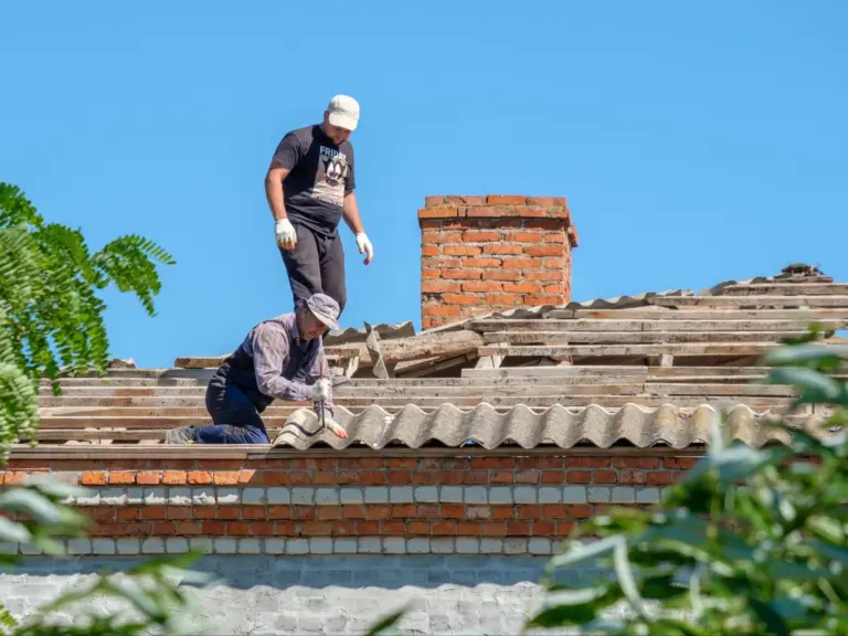 Azbestowe pokrycie dachu: czas do 31.03.2026 i wsparcie finansowe do 20 tys. zł. - INFBusiness