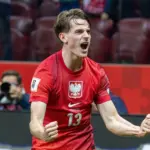 Kamiński strzela gola! Tłum szaleje na Narodowym.