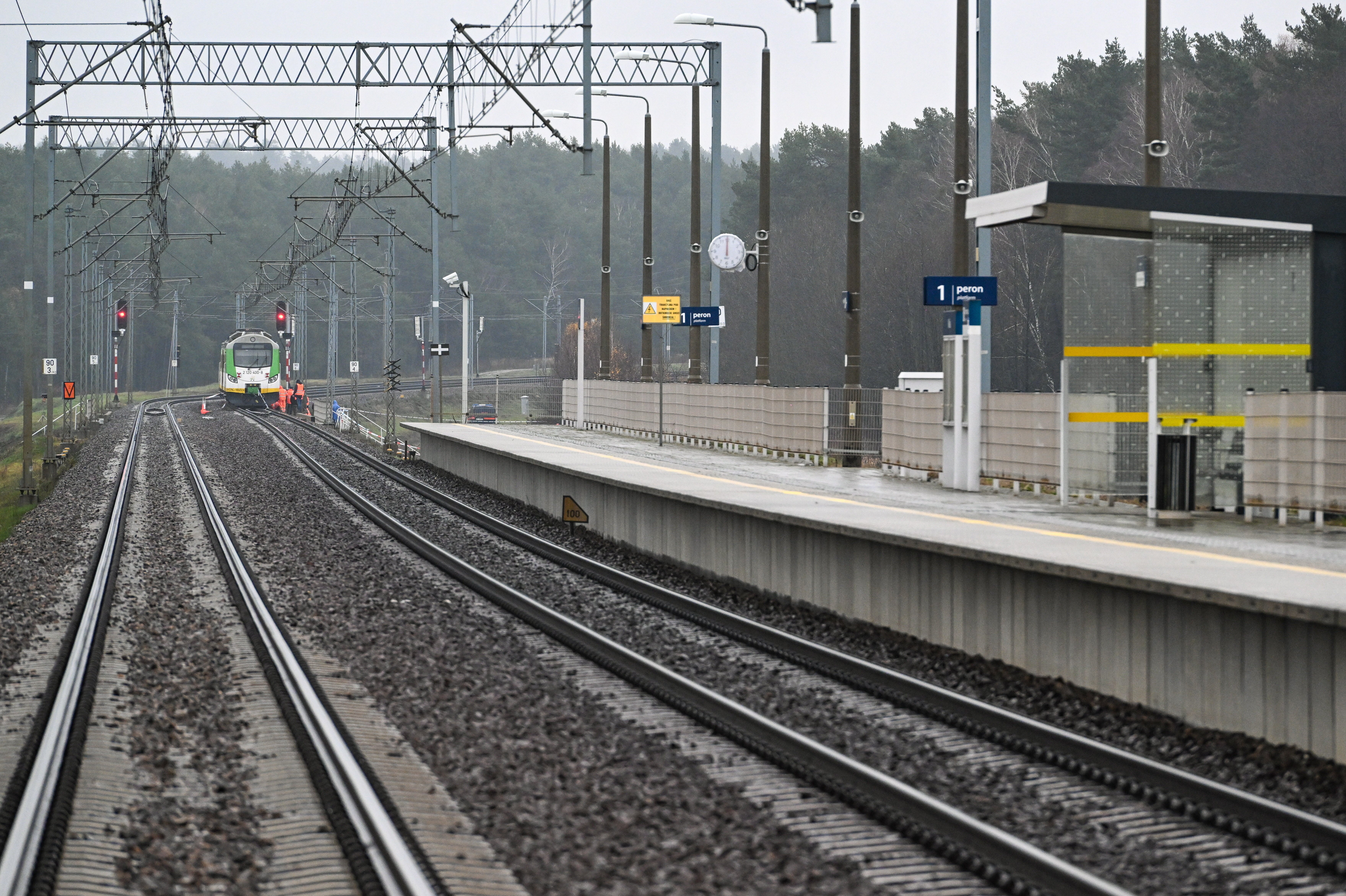 Polska na celowniku wojny hybrydowej. Jakie działania sabotażowe miały miejsce w naszym kraju? - INFBusiness