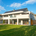 Budowa domu przyszłości z wykorzystaniem systemów Swisspor.