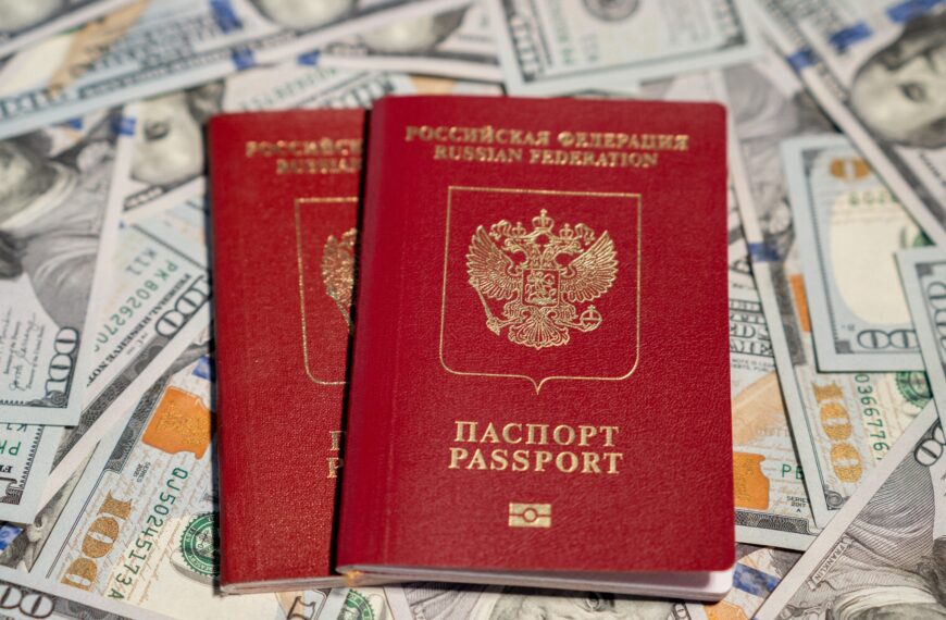 Sabotażysta, kontrabandzista, a może szpieg? Motywy Ukraińca Mychajła Ch., posiadającego 46 paszportów.