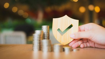 Koniec mrożenia cen prądu w 2026? Niekoniecznie! Jest sposób na niższe rachunki