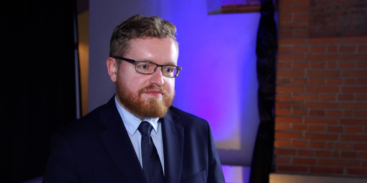 Newseria - Dariusz Standerski, sekretarz stanu ds. cyfryzacji