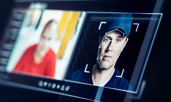 Nie ufaj temu, co widzisz i słyszysz. Tak AI zmienia oszustwa, bankowość czy rynek pracy