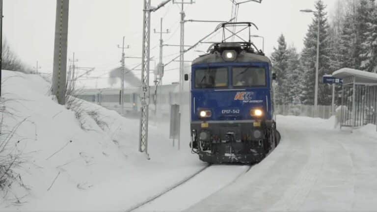 Wszelkie kroki są realizowane. Istotne info o zakłóceniach w ruchu pociągów. 14