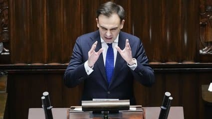 Minister finansów komentuje decyzję Donalda Trumpa."Odpowiedź musi być jednoznaczna"