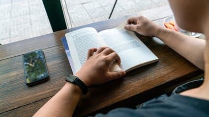 100 książek, które otwierają oczy na świat. Oto najlepsze tytuły wszech czasów