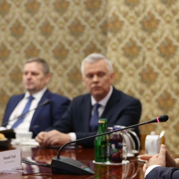 Tusk zorganizował spotkanie. Temat: cybernetyczne ataki.