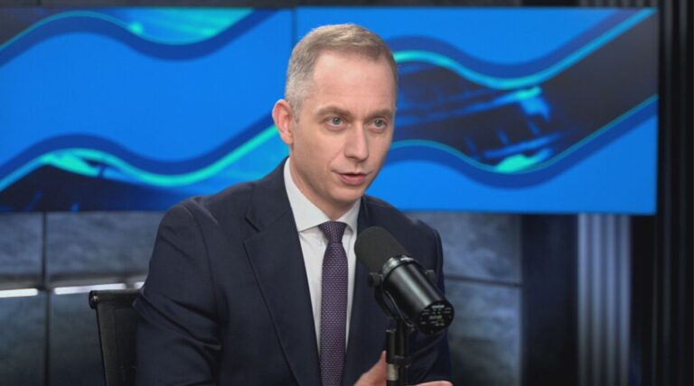 Cezary Tomczyk w "Politycznym WF" z gościem. Start transmisji o 11:00. 7