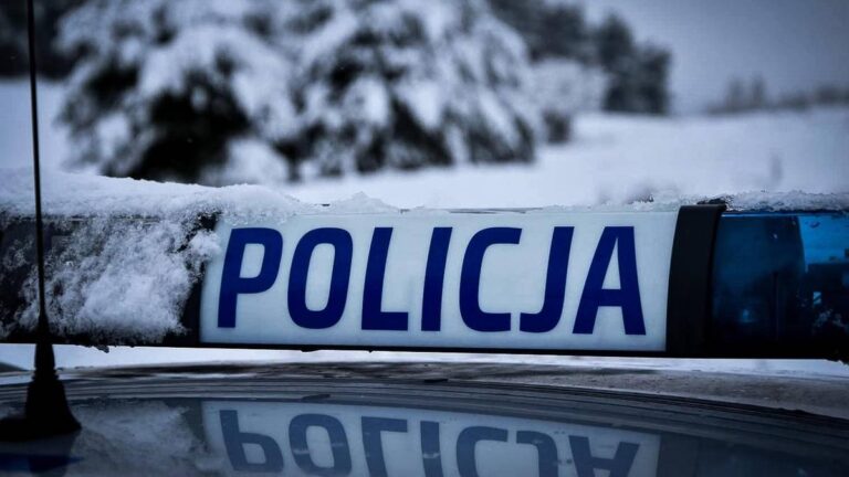 Maluch runął z czwartego piętra. Ojciec usłyszał oskarżenia. 9