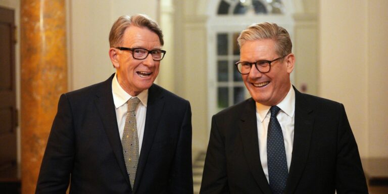 Brytyjski rząd w tarapatach. Starcia Keira Starmera o utrzymanie się. 9