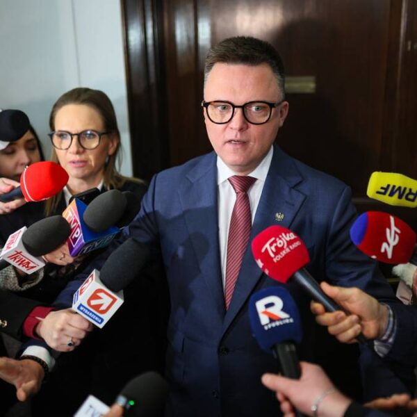 Antypatia wobec Pełczyńskiej-Nałęcz. Stanowcza wypowiedź Hołowni o „frakcji separatystów”.