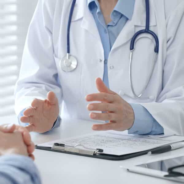 Jak wygląda legalizacja pracy lekarzy ukraińskich w Polsce?