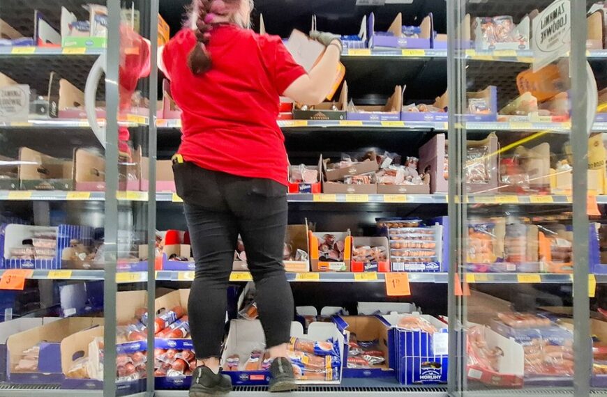 Biedronka: Konflikt pracy. Związki grożą protestem.