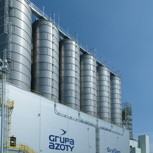 Azoty w kryzysie. Firma szuka wsparcia finansowego.