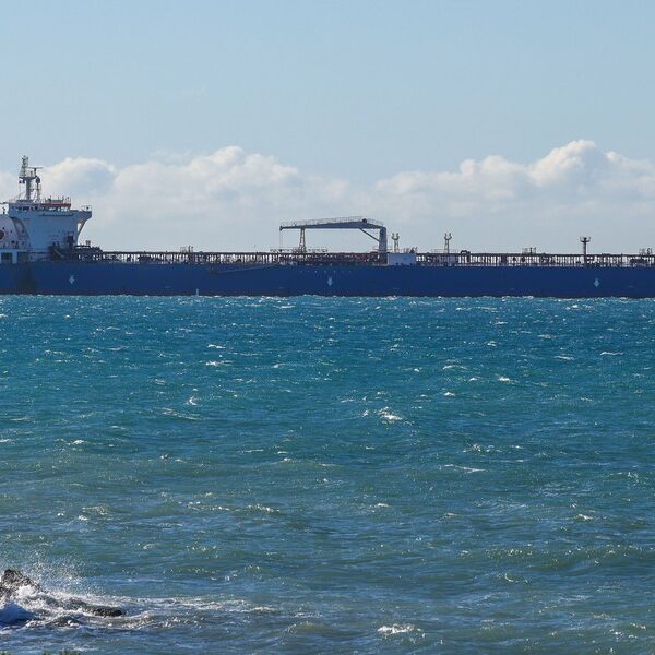 Francja zwolniła zatrzymany zbiornikowiec. Grzywna opiewała na „kilka milionów euro”.