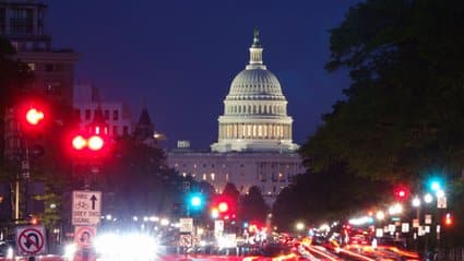 Koniec częściowego "shutdownu" w USA. Są wyniki głosowania nad budżetem za 1,2 bln dolarów