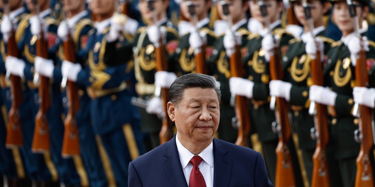 Xi Jinping realizuje kampanię przeciwko korupcji, m.in. w armii Chin