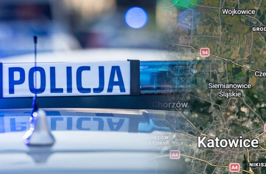 Przerażona mieszkanka wezwała stróżów prawa. W lokalu odkryto troje zmarłych.