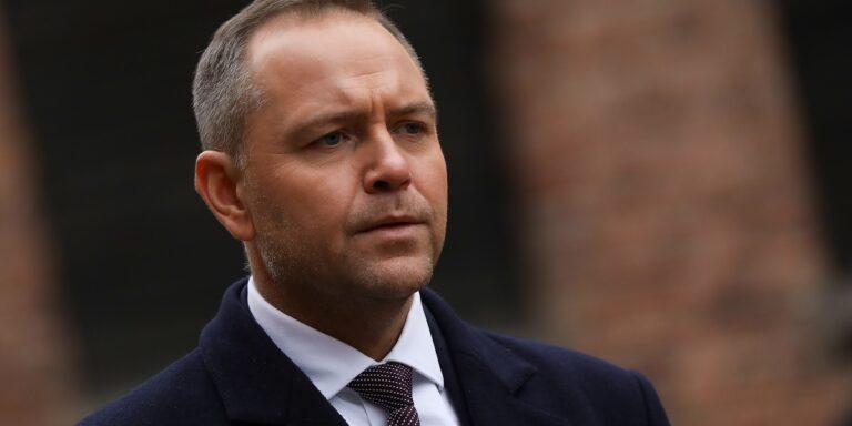 Nawrocki atakuje Czarzastego. "Blokuje kluczową regulację". 1