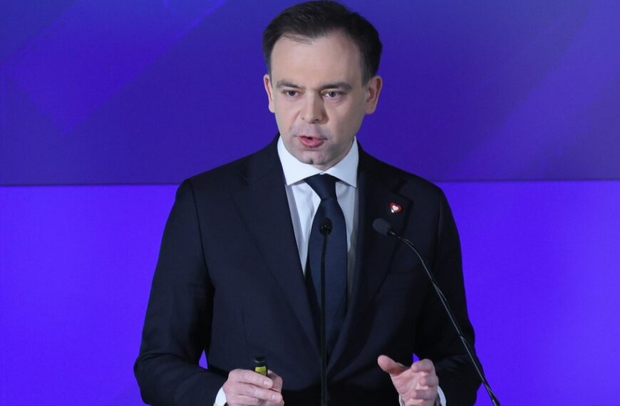 Szef resortu finansów odpowiedział premierowi Tuskowi. „Podejmuję się tego”