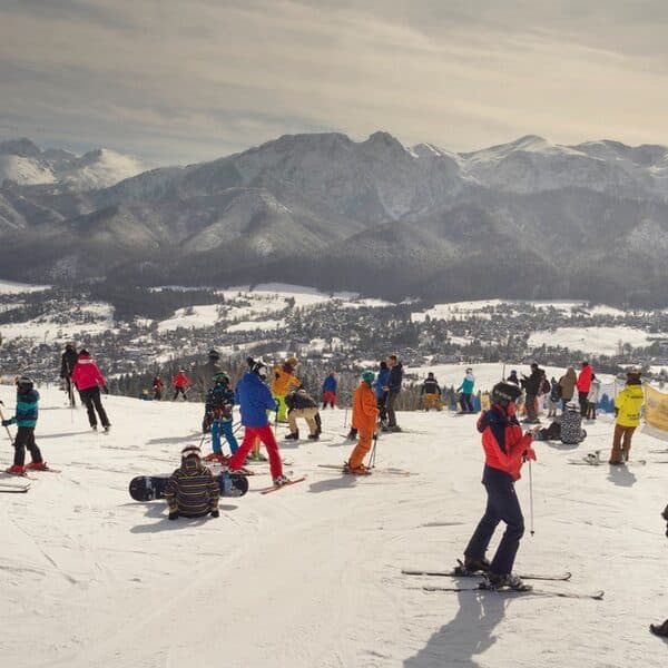 Ankieta: Polacy popierają prohibicję alkoholową na trasach zjazdowych.